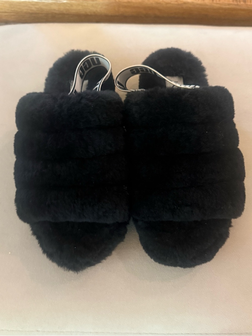 Ugg Fluff Yeah slippers